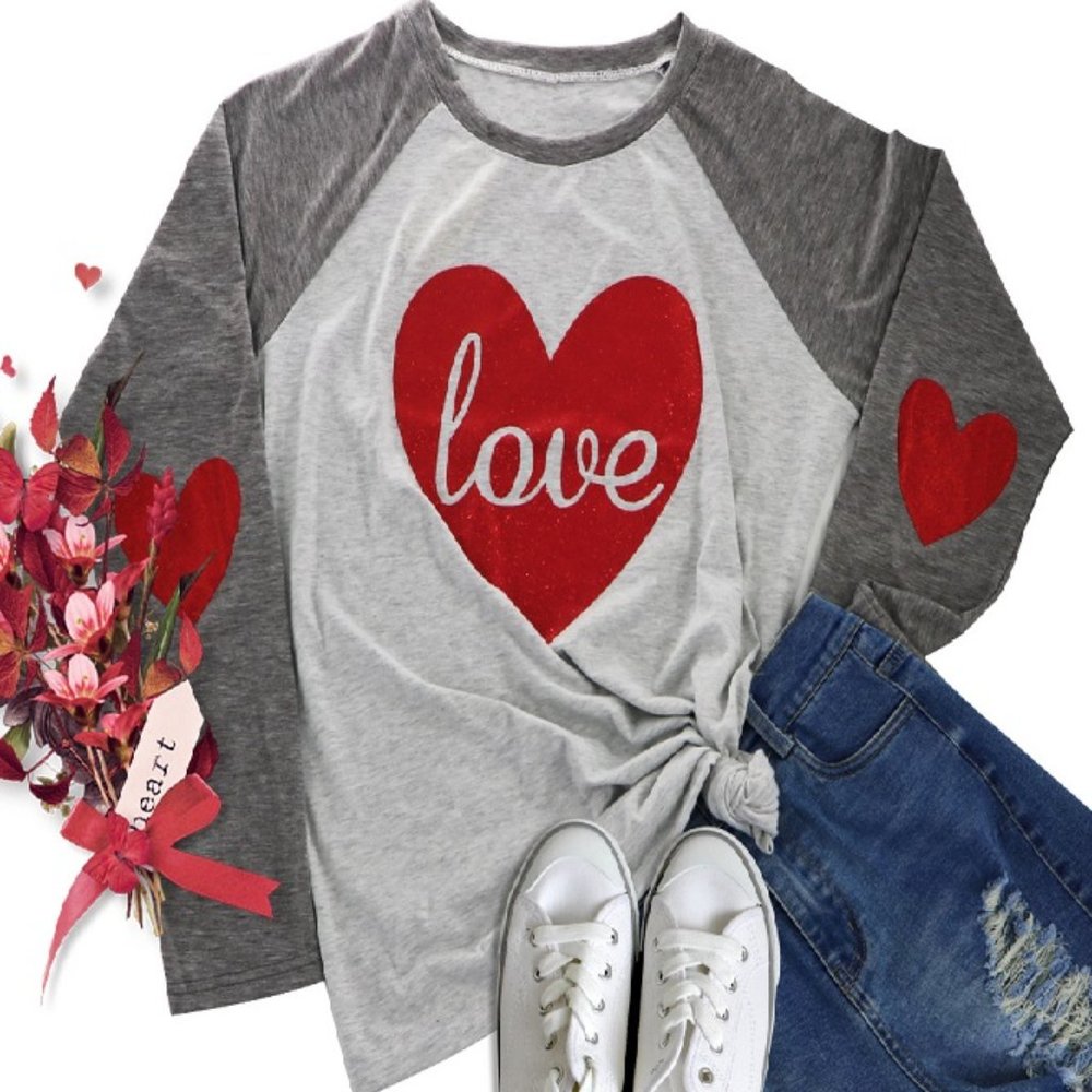 Glitter Heart LOVE Shirt